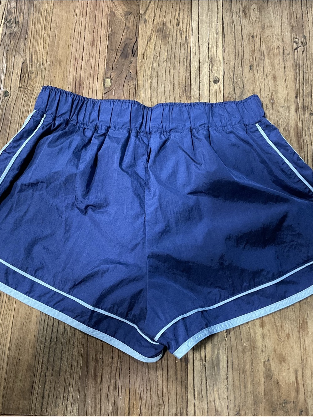 FP Movement by Free People Varsity Blues Shorts Navy White Trim Large EUC - Picture 4 of 10